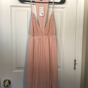 V-neck maxi dress with lace.